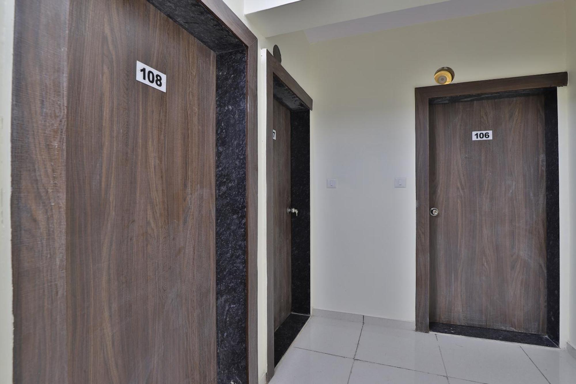 OYO 36139 Hotel Sunway Ahmedabad Exterior foto
